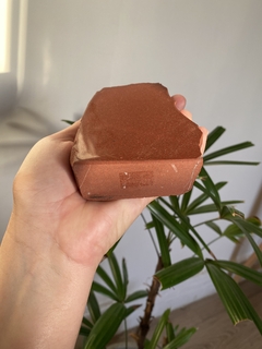 Jaspe Vermelha Semi Polida - Coragem, Vitalidade e Afrodisíaco - comprar online