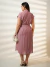 Vestido chemise de tecido risca de giz, midi na internet