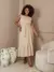 Vestido de laise sem manga, barrado, com babado e faixa de amarrar - comprar online