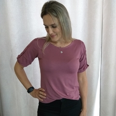 Blusa em viscolycra manga com elástico e detalhe em botões dress up store