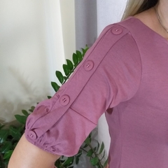 Blusa em viscolycra manga com elástico e detalhe em botões dress up store1