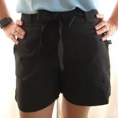 Short bengaline com amarração e elástico atrás dress up store