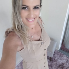 Vestido midi de alça, com babado e botões na frente4 dress up store