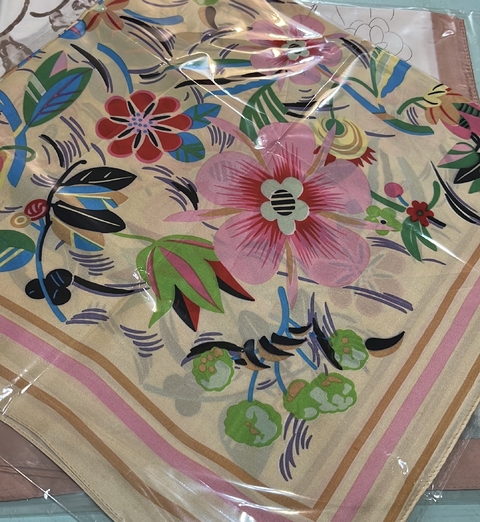 Pañuelo flores - comprar online