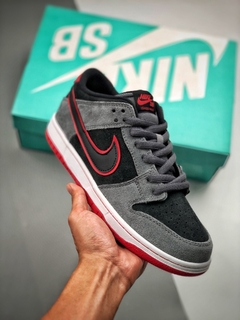 Dunk Low Ishod Wair Dark Grey