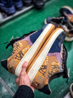 Imagem do AF1 x Travis Scott