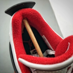 4 Retro Fire Red 2020 - PLUG SNEAKERS