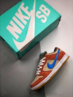 Dunk SB Low Pro Corduroy Dust Peach