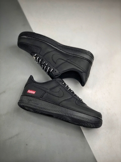 AF 1 x Supreme Black