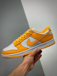 Dunk Low Laser Orange - PLUG SNEAKERS