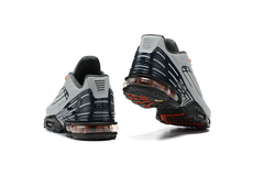 Air Max TN Plus 3 - PLUG SNEAKERS