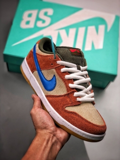Dunk SB Low Pro Corduroy Dust Peach