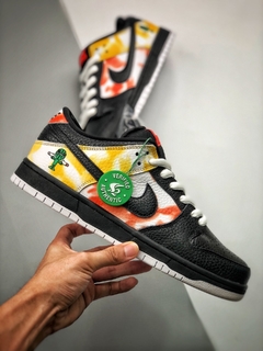 Dunk SB Low Pro Raygun Tie Dye