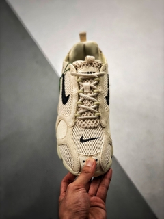 Nike Air Zoom x Stussy Spiridon Cage 2 Fossil - comprar online