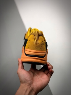 Yeezy 700 Boost Sun - PLUG SNEAKERS