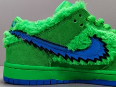 Imagem do Grateful Dead x Nike Dunk SB Low Pro Green Bear