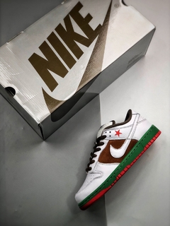 Imagem do Dunk SB Low Cali