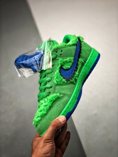 Grateful Dead x Nike Dunk SB Low Pro Green Bear