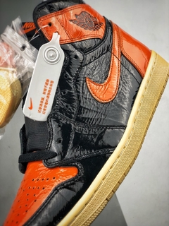 1 High OG Shattered Backboard na internet