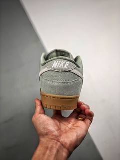 Dunk SB Low Pro - PLUG SNEAKERS