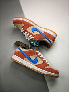 Dunk SB Low Pro Corduroy Dust Peach - comprar online