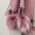 BUFANDA PREMIUM CON POMPONES DE PIEL ROSA FUCSIA
Accesorio pashmina chal pañuelo de viscosa suave, tipo lana ligera como el cashmere. Hecho con piel natural de zorro y raccoon. Por Fabiane Frank. Ideal para días fríos de otoño e invierno 2025 2026 3