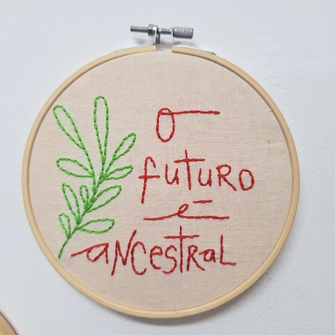 Bordado Futuro Ancestral - comprar online