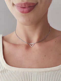 Choker Coração vazado Aço