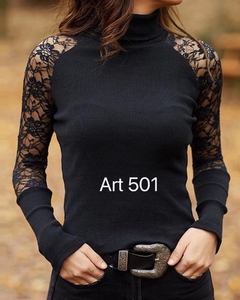 camiseta con encaje