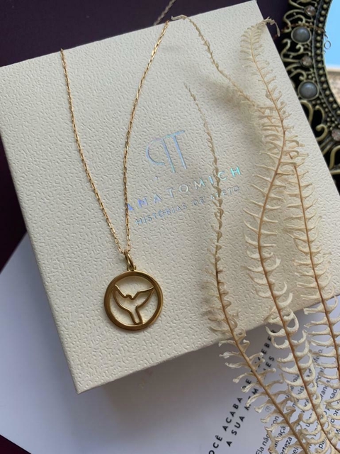 Pingente Medalha Divino Vazado Maior - Ouro 18K