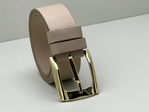 Cinto em couro legítimo, cor rosê.