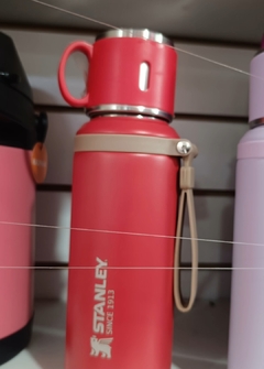 Termo Stanley tapa función de taza en internet