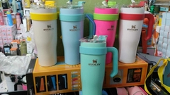 termo 1/2 manija con pico stanley 1.2 l con bombilla de acero