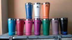 Vaso con parlante + abridor