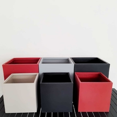 Maceta Rotomoldeo Cubo - comprar online