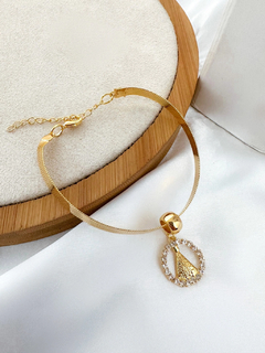 pulseira folheada a ouro 18k fita laminada com pingente nossa senhora.