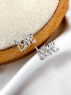 brinco folheado a ouro 18k e prata love cravejado. - comprar online