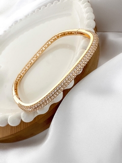 Bracelete quadrado com micro zircônia cravejado folheado a ouro 18k e prata