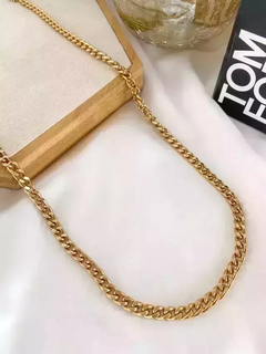 Colar elo grumet banhado em 10 milésimos de ouro e verniz italiano.