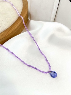 Colar com mini cristais e gota - Febijus