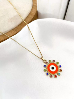 Veneziana folheada a ouro com olho esmaltado e detalhe colorido. - Febijus