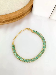 Pulseira navete folheada a ouro. na internet