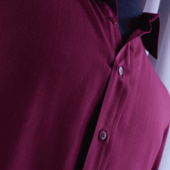 Camisa Social de Viscose com Trama de Linho Marsala na internet