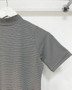 [MODAL] Remera rayada con cuello en internet