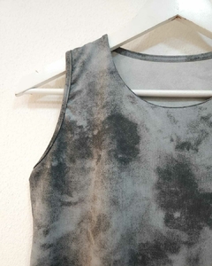 [MICROFIBRA] Musculosa cuello redondo en internet