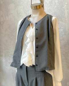 [SASTRERO WOOL] Chaleco cuello redondo - Hanna Moon