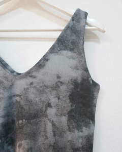 [MICROFIBRA] Musculosa "V" vintage en internet