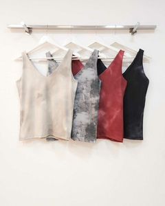 [MICROFIBRA] Musculosa "V" vintage