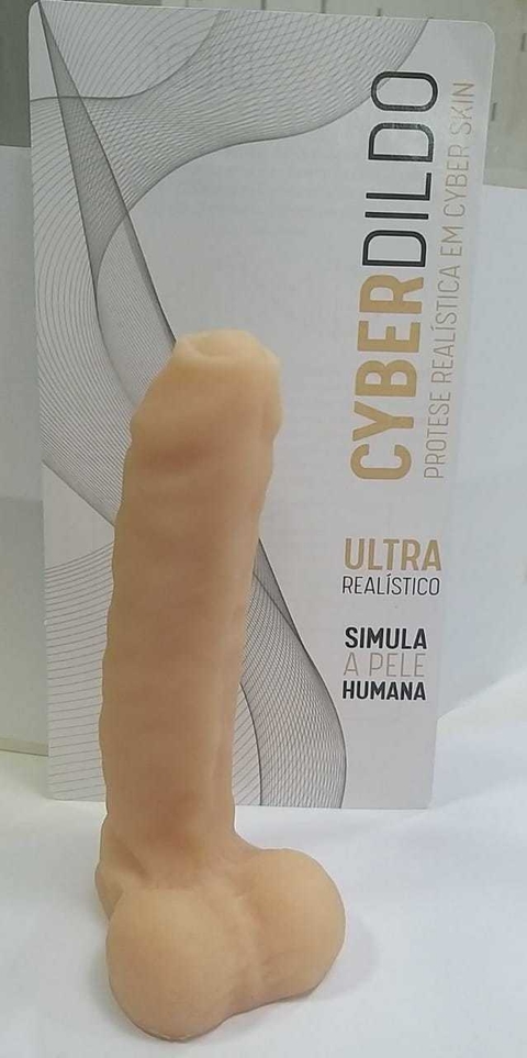 Prótese Realística em Cyber Skin Cyber Dildo.