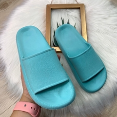 Kit com 6 Slides Nuvem R$29,90/par - comprar online
